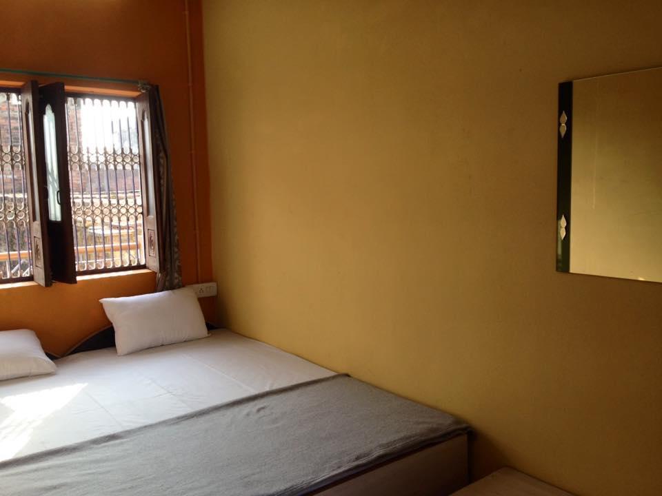 ורנאסי Paradise Inn Guest House חדר תמונה