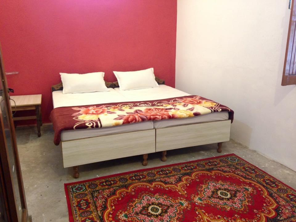 ורנאסי Paradise Inn Guest House מראה חיצוני תמונה